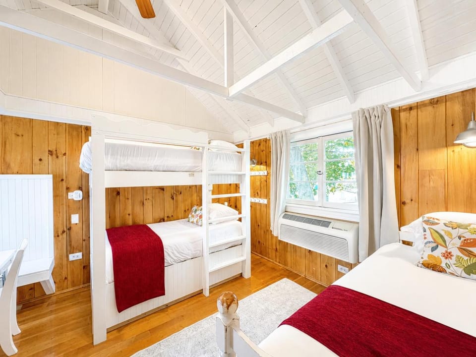 bunk bed