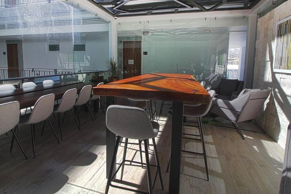 Avida - Stunning Rooftop Pool and Jacuzzi House in Puerto Vallarta