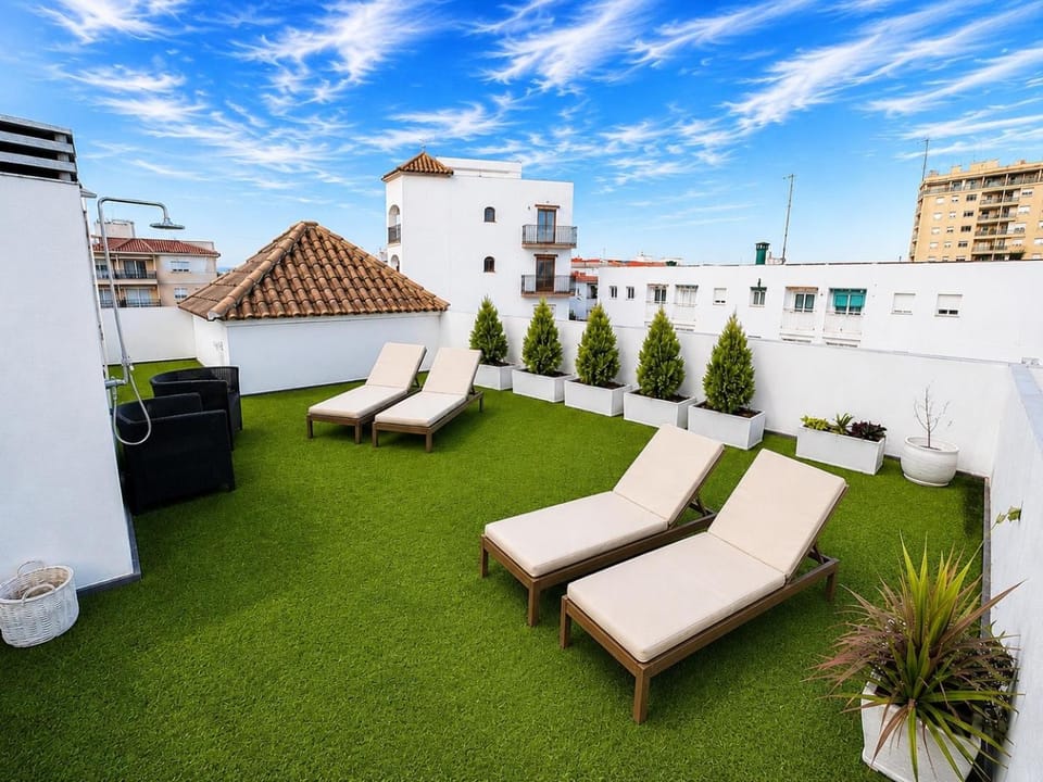 Solarium, Seating area, sunbed