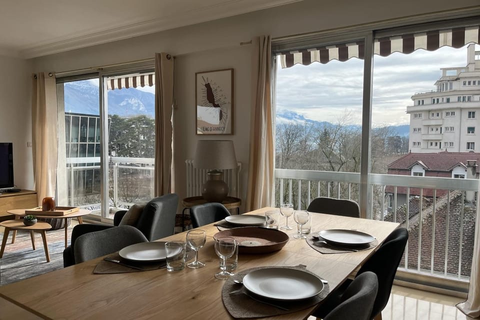 TOURNETTE-Comfortable and quiet luxury apartment Apartment in Annecy