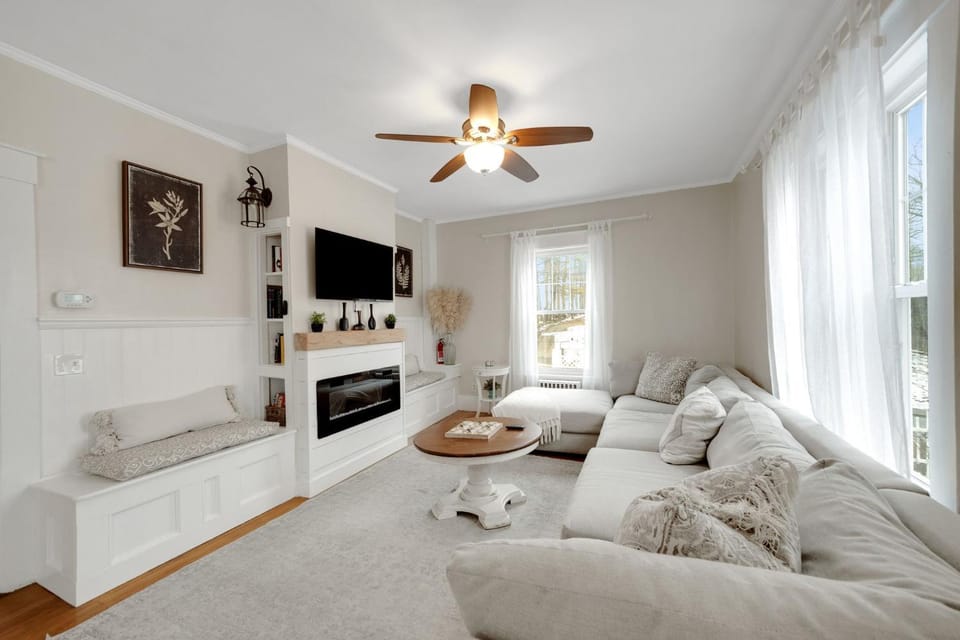 Living room, fireplace