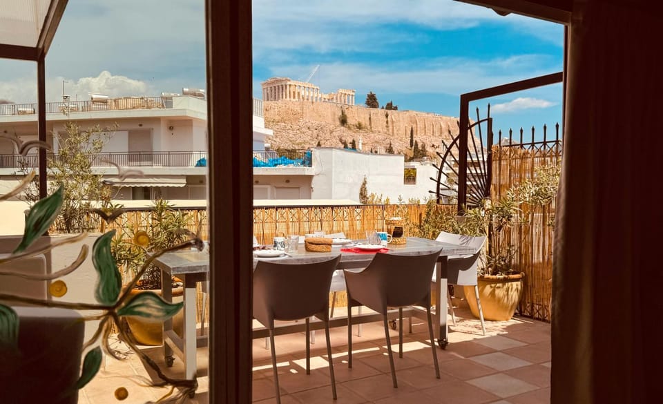Balcony/Terrace, Landmark view