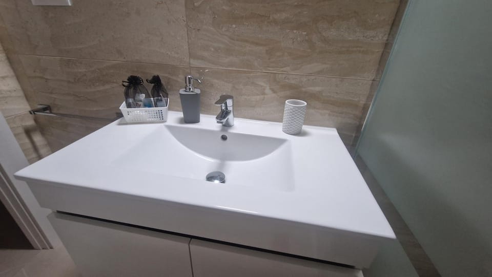 Apartamento REFORMADO con PARKING a 1 minuto de la PLAYA Apartment in Peniscola