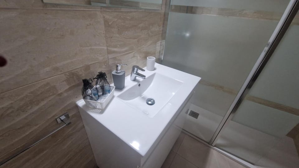 Apartamento REFORMADO con PARKING a 1 minuto de la PLAYA Apartment in Peniscola