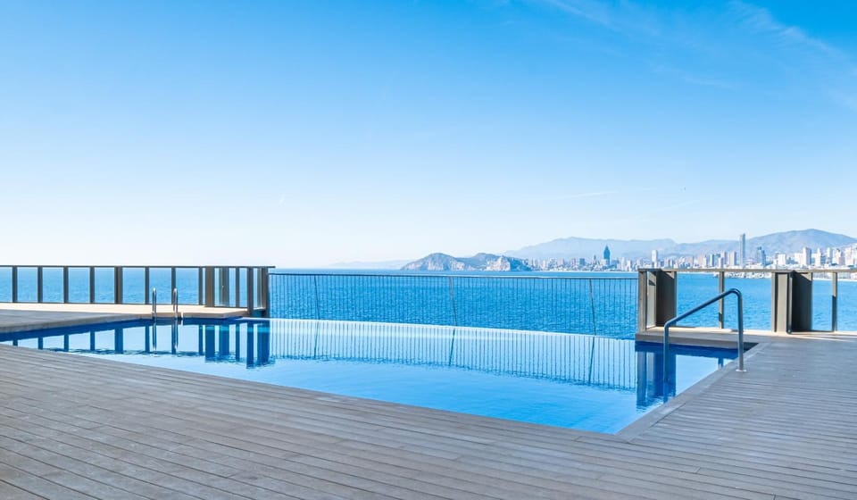 Nearby landmark, Day, Natural landscape, View (from property/room), Balcony/Terrace, City view, Mountain view, Pool view, Sea view, Swimming pool