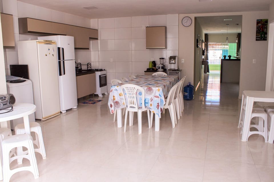 Kitchen or kitchenette, Kitchen or kitchenette, Dining area