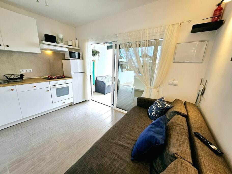 TV and multimedia, Kitchen or kitchenette