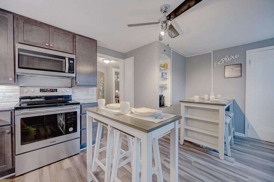 Trendy Getaway: Pet-Friendly + 5 Min to Downtown Apartment in Milwaukee