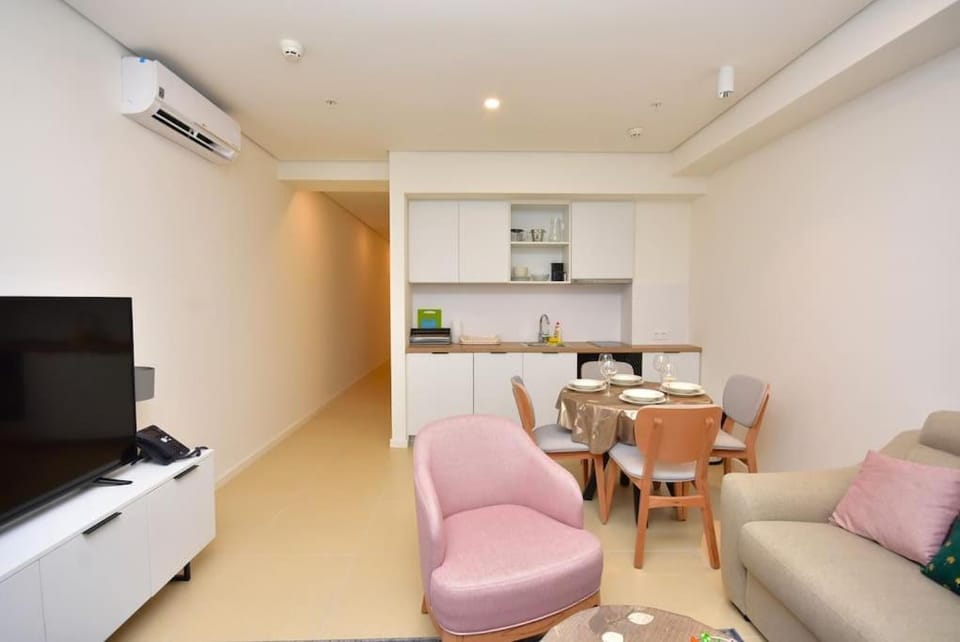 Brand New ! Seaside Apt with Poolview & Parking Apartment in Budva Municipality