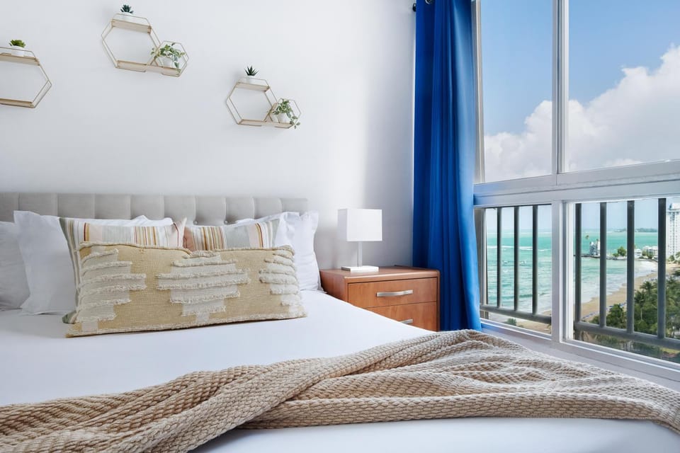 Bed, View (from property/room), Sea view