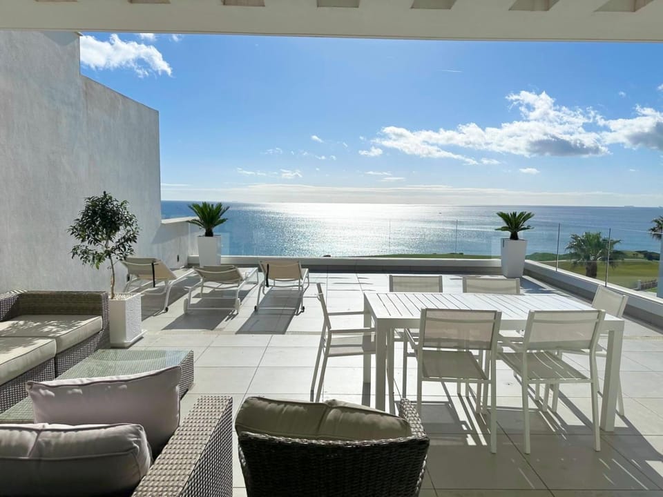View (from property/room), Seating area, Sea view