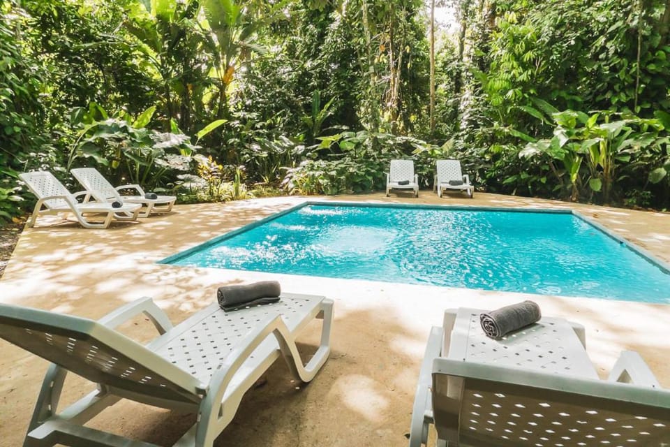 Peaceful Jungle Villa Kona - Pool & Parking for 2 persons House in Panama
