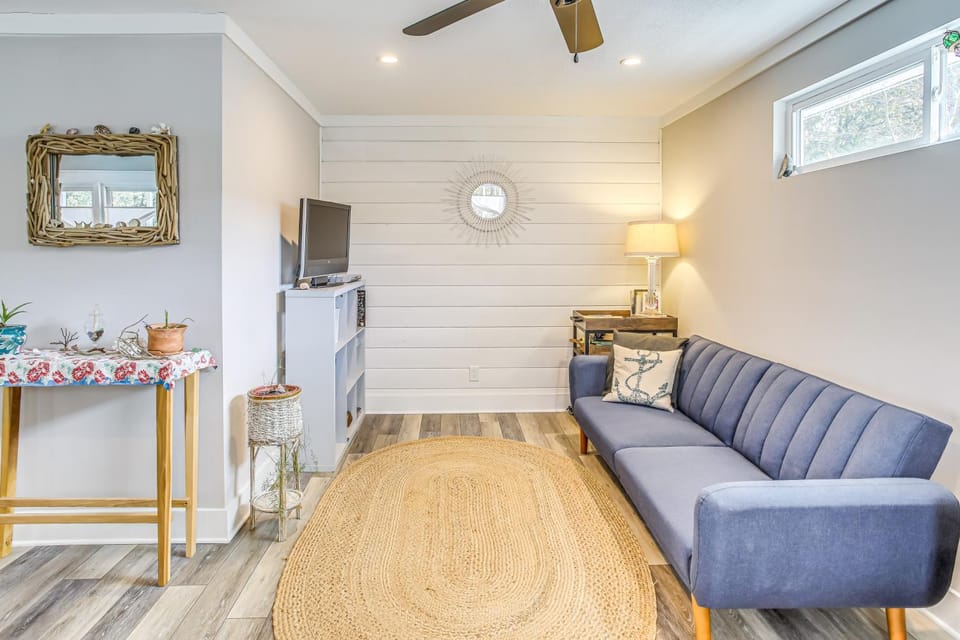 1 Mi to Beach: Sustainable Oak Island Home! House in Oak Island