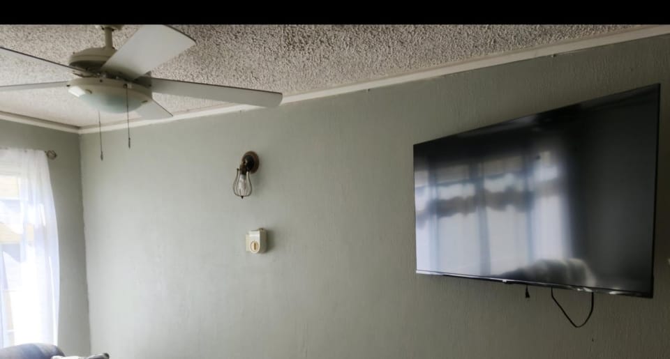 TV and multimedia, fireplace