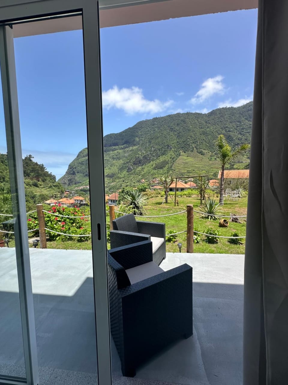 The Green Valley House Apartment in Madeira District