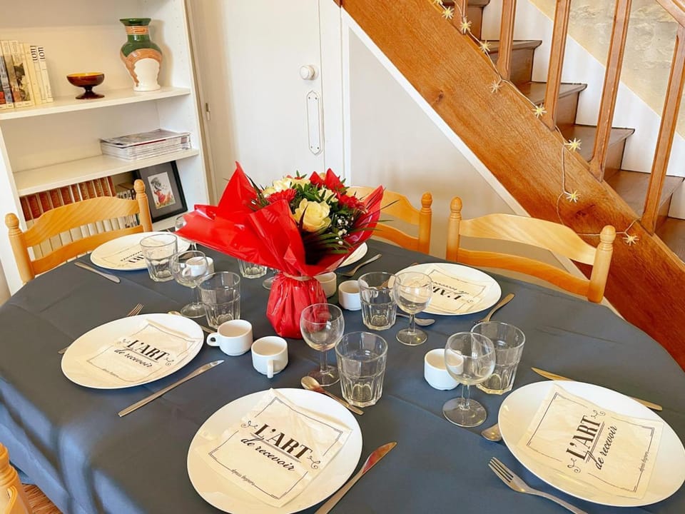 Gîte tout inclus avec jardin privatif, proche centre Richelieu et châteaux de la Loire - FR-1-381-565 House in Centre-Val de Loire
