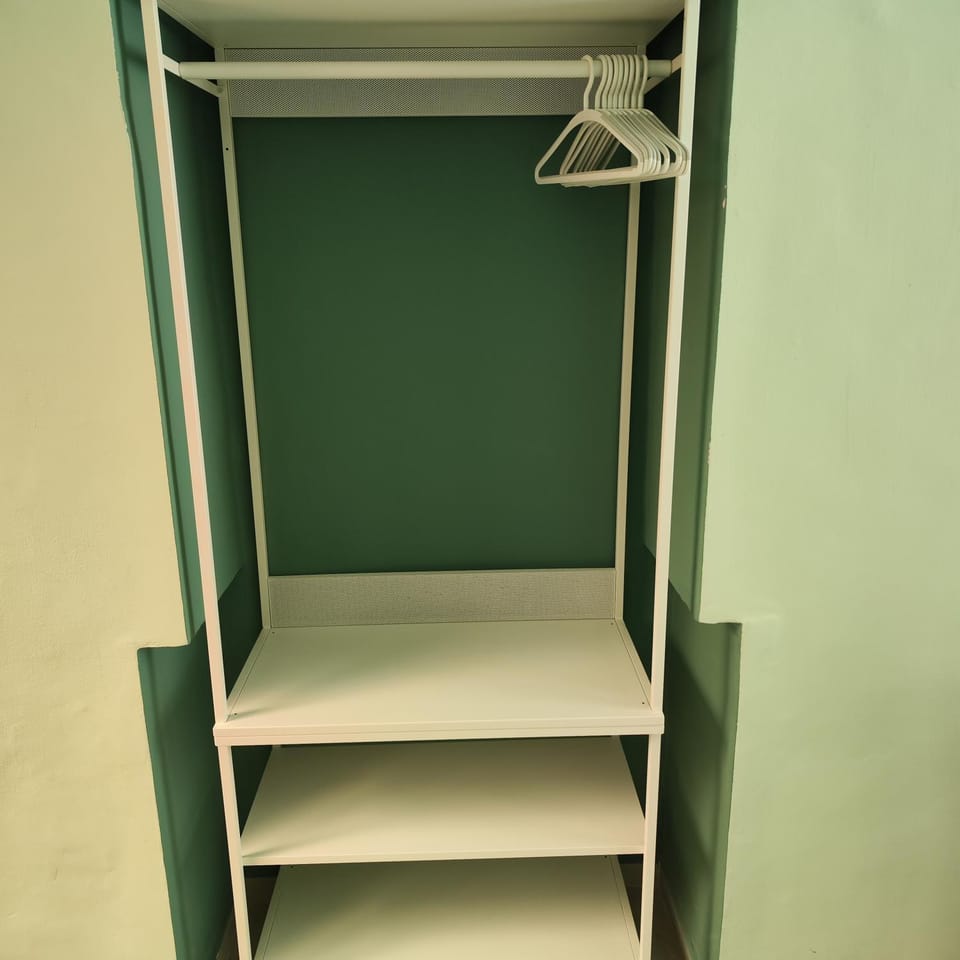 locker