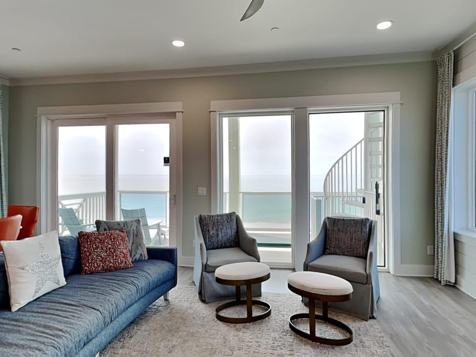 Balcony/Terrace, Living room, Seating area, Sea view, furniture