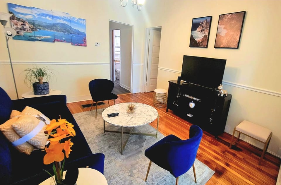 Communal lounge/ TV room, Living room