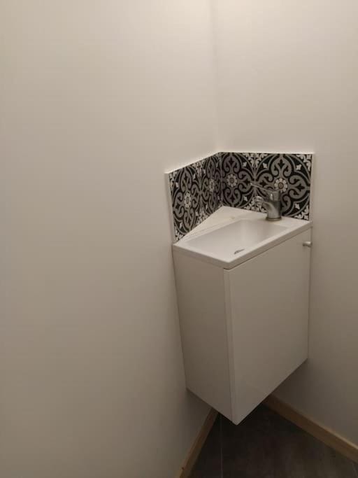 Superbe appartement dans charmant corps de ferme Apartment in Fontainebleau