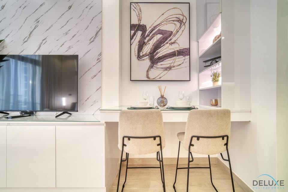 TV and multimedia, Dining area