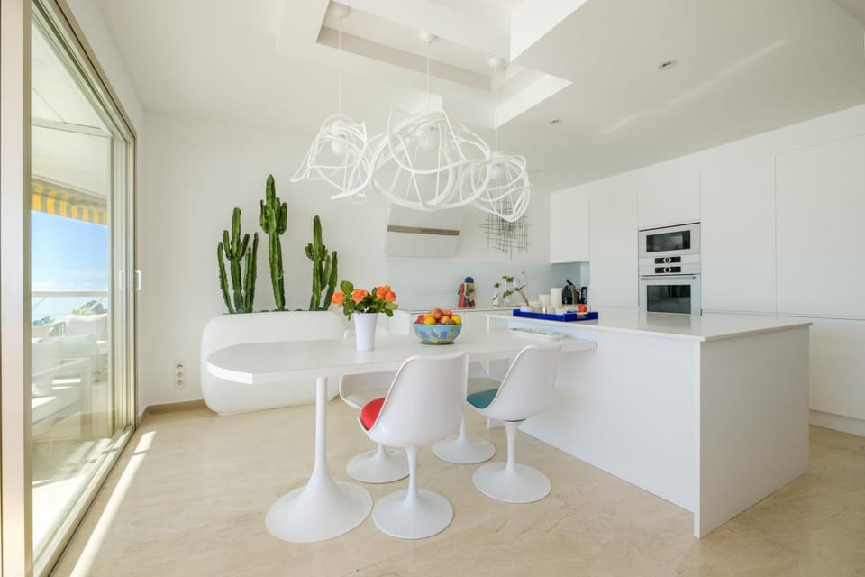 Property building, Kitchen or kitchenette, Living room