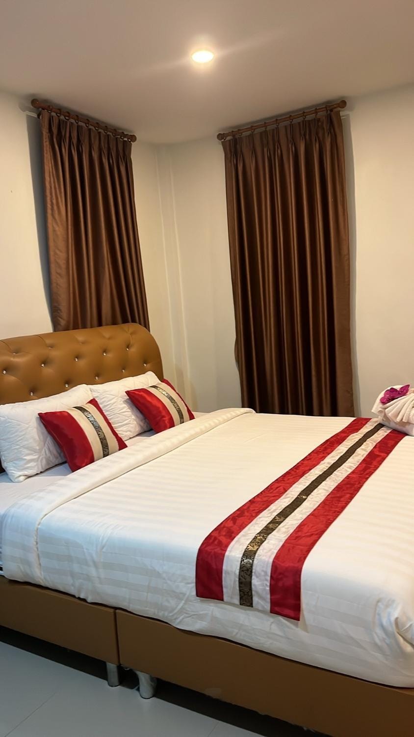 P&L21Resort Bed and Breakfast in Thailand