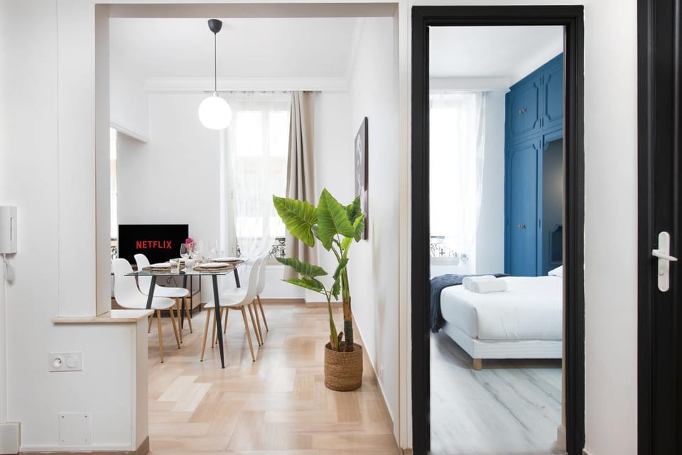 Facade/entrance, Living room, Bedroom