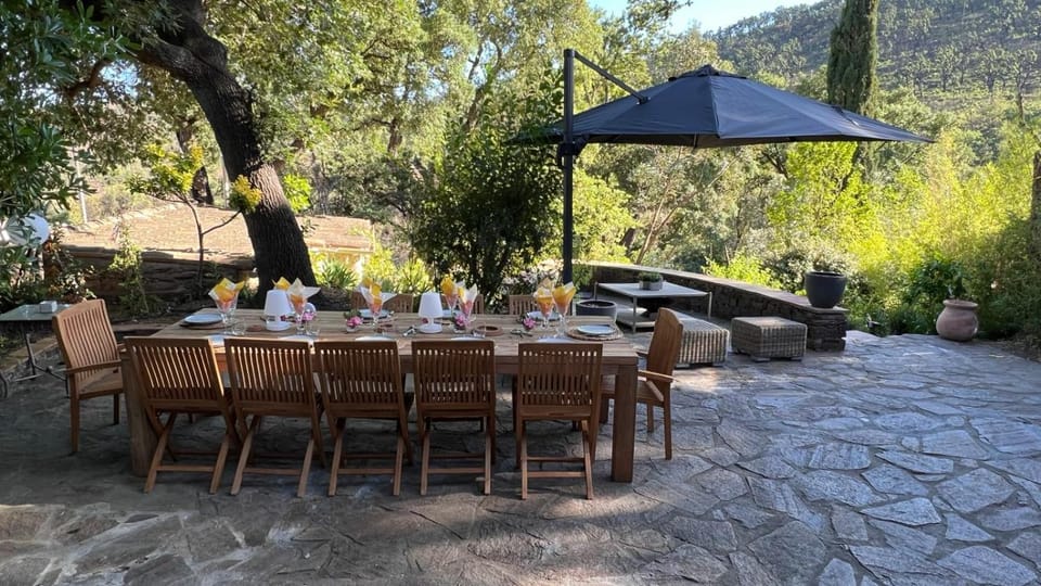 Patio, Spring, Day, Natural landscape, Garden, Balcony/Terrace, Dining area, Garden view, Mountain view