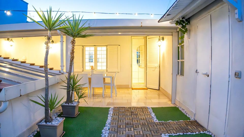 Patio, Balcony/Terrace