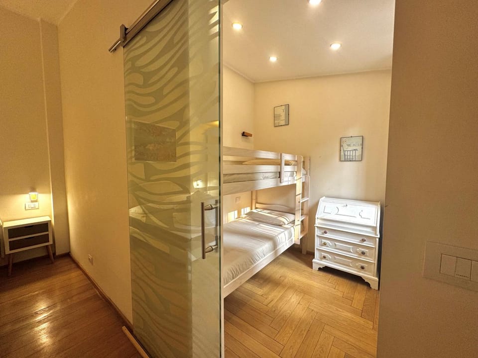 Villa Angelina Holiday Homes I Casa UG I 5 minuti a piedi dal mare I Giardino I Parcheggio privato Apartment in Vallecrosia