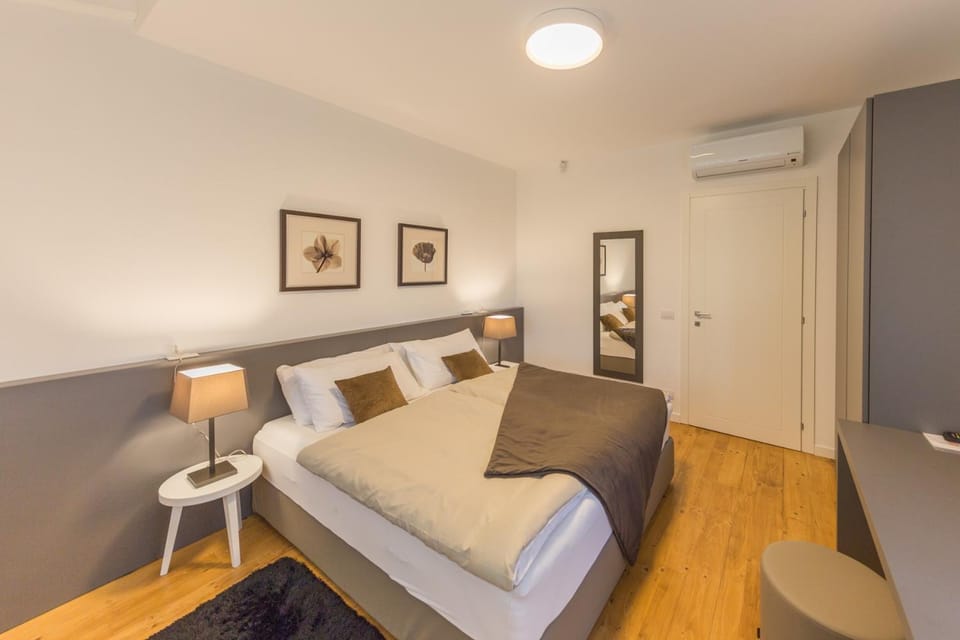 Living room, Bedroom
