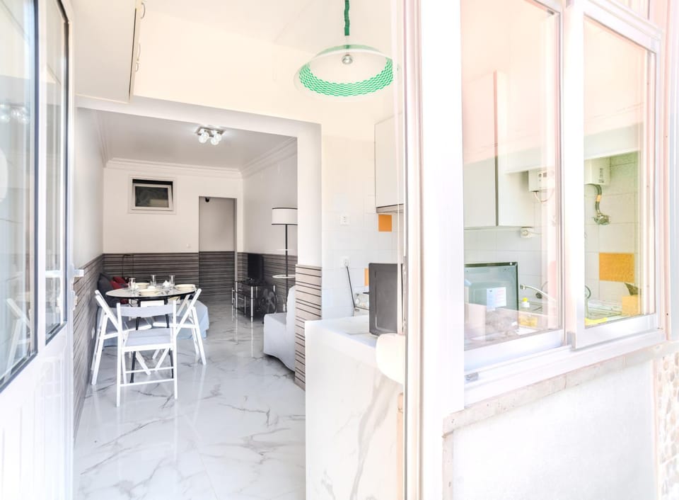 Terrace & Barbecue Apartment in Alameda Downtown Apartment in Lisbon