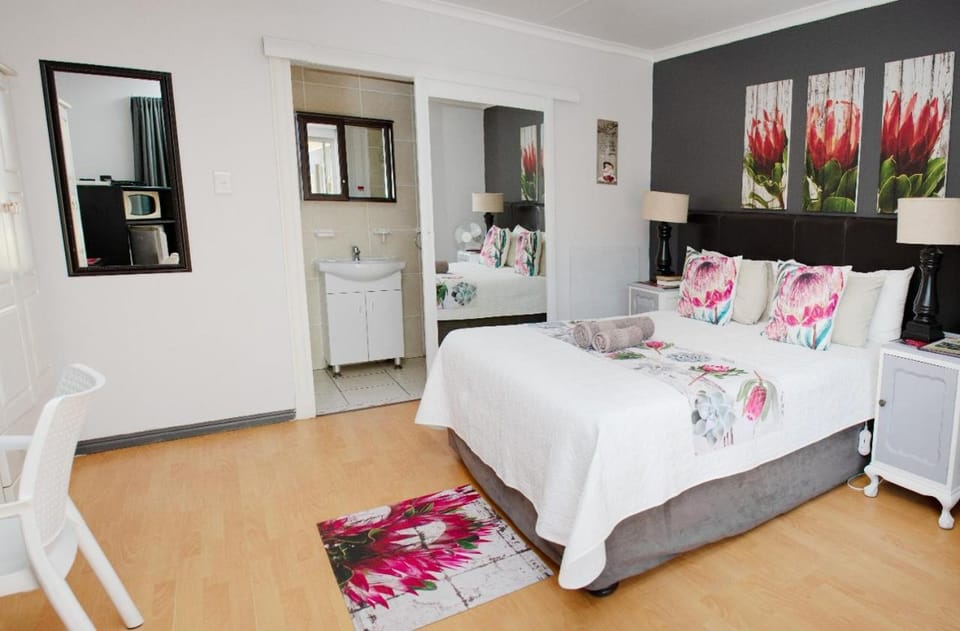 VillaVin at 26 Richardson Bed and Breakfast in Port Elizabeth