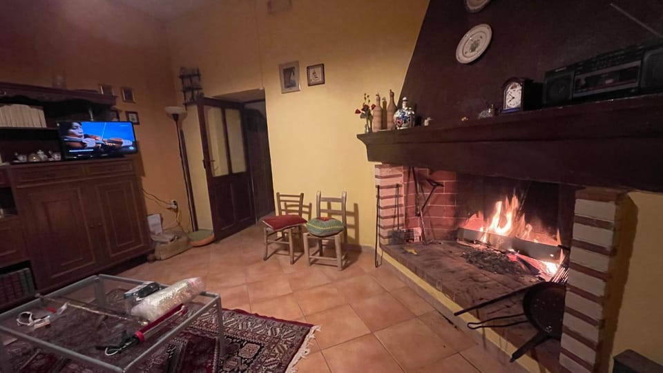 Communal lounge/ TV room