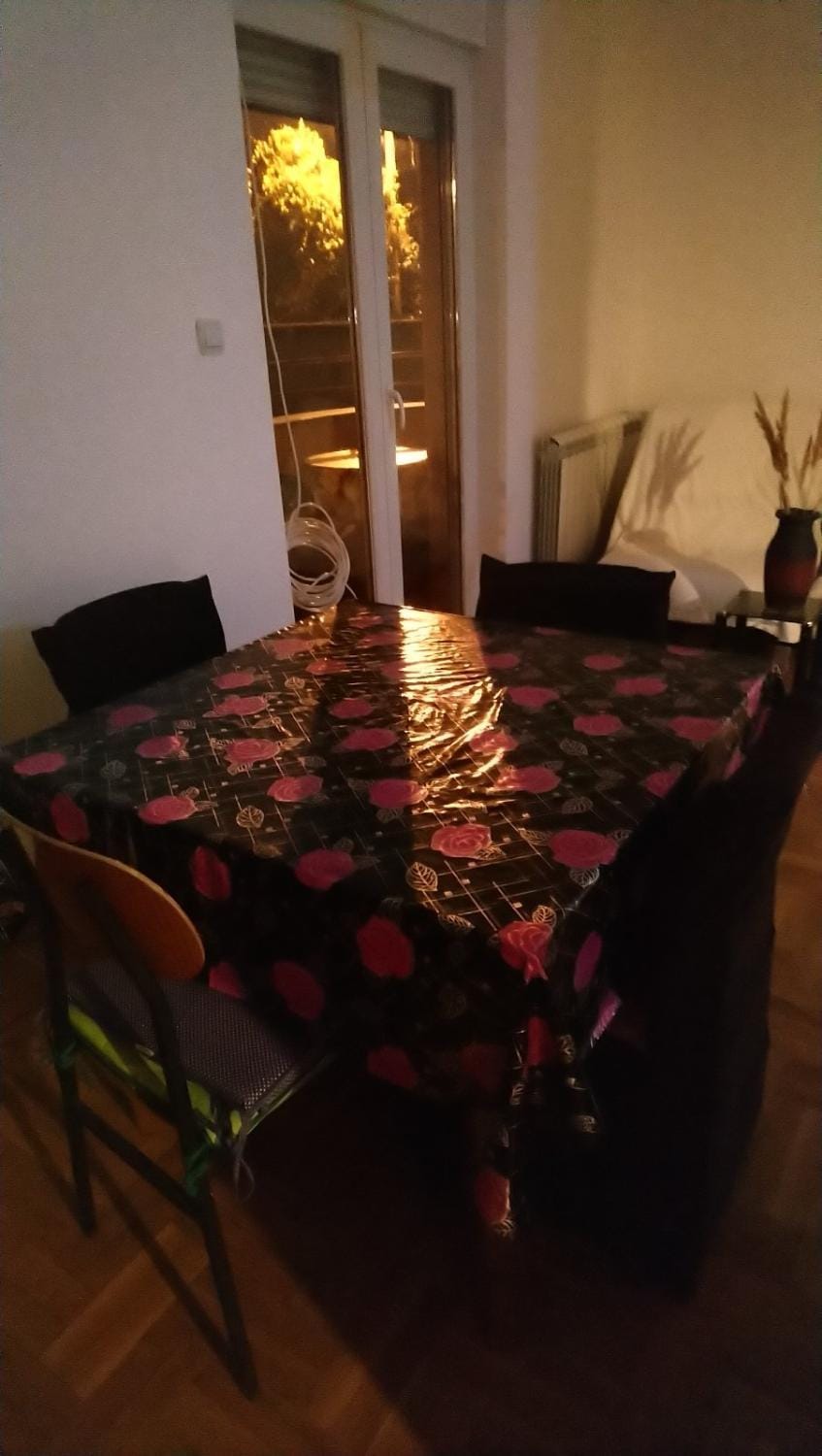 Stan Ledine 65m2 Apartment in Belgrade