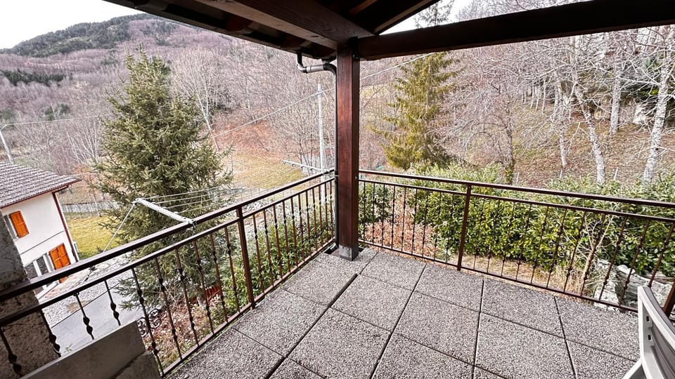 Spring, Day, Natural landscape, View (from property/room), Balcony/Terrace, Balcony/Terrace, Mountain view