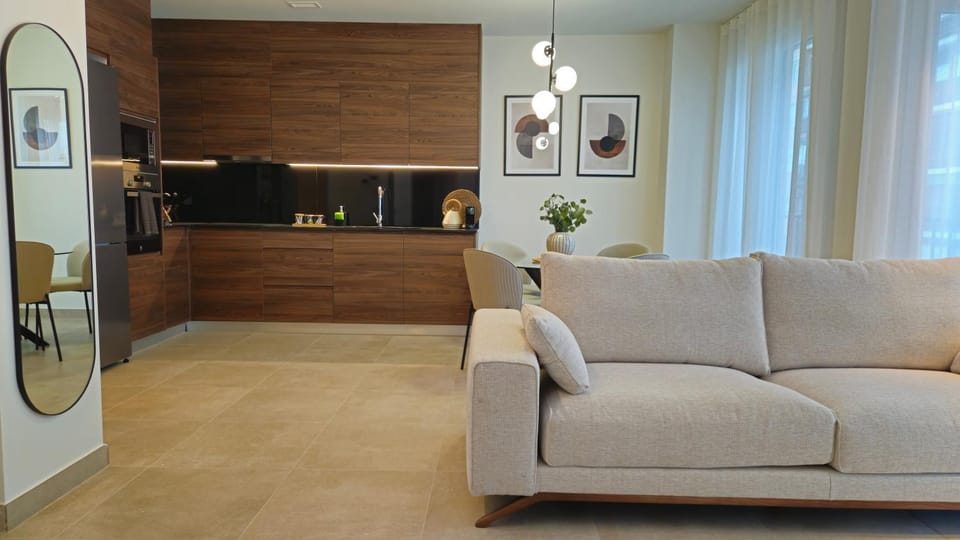 Photo of the whole room, Seating area, Dining area, kitchen