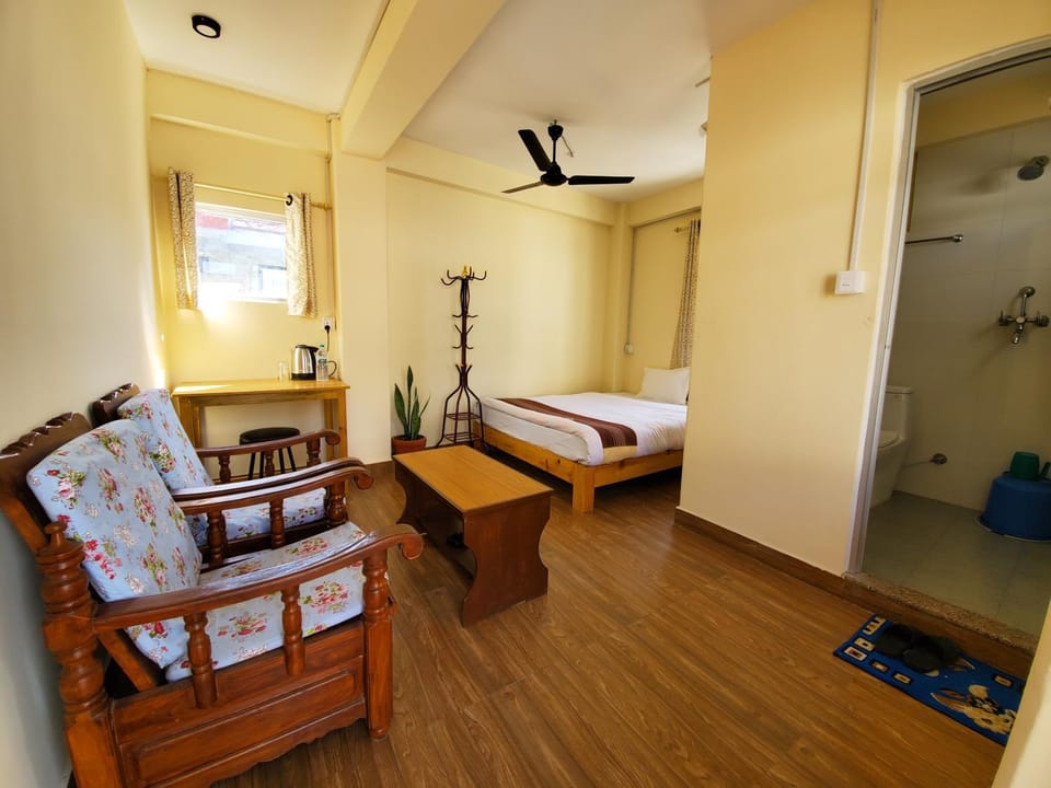 Photo of the whole room, Bedroom