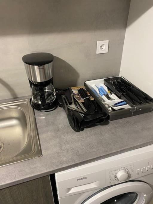 T2 entier Chambre+Salon+Cuisine Apartment in Île-de-France