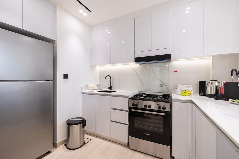 Kitchen or kitchenette, kitchen, kitchen