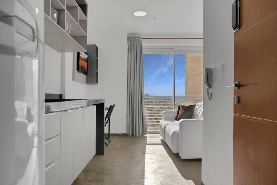 Bed, TV and multimedia, Kitchen or kitchenette, Bedroom, hair dresser, wardrobe