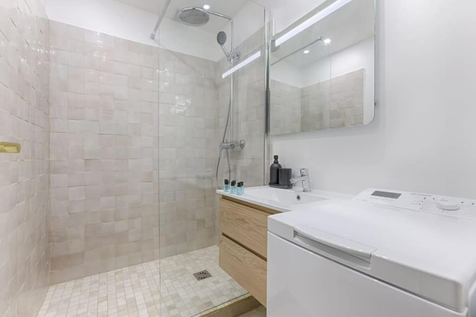 MyKeypers - Design & Cosy Flat 2BR Center Paris - Moulin Rouge Apartment in Paris
