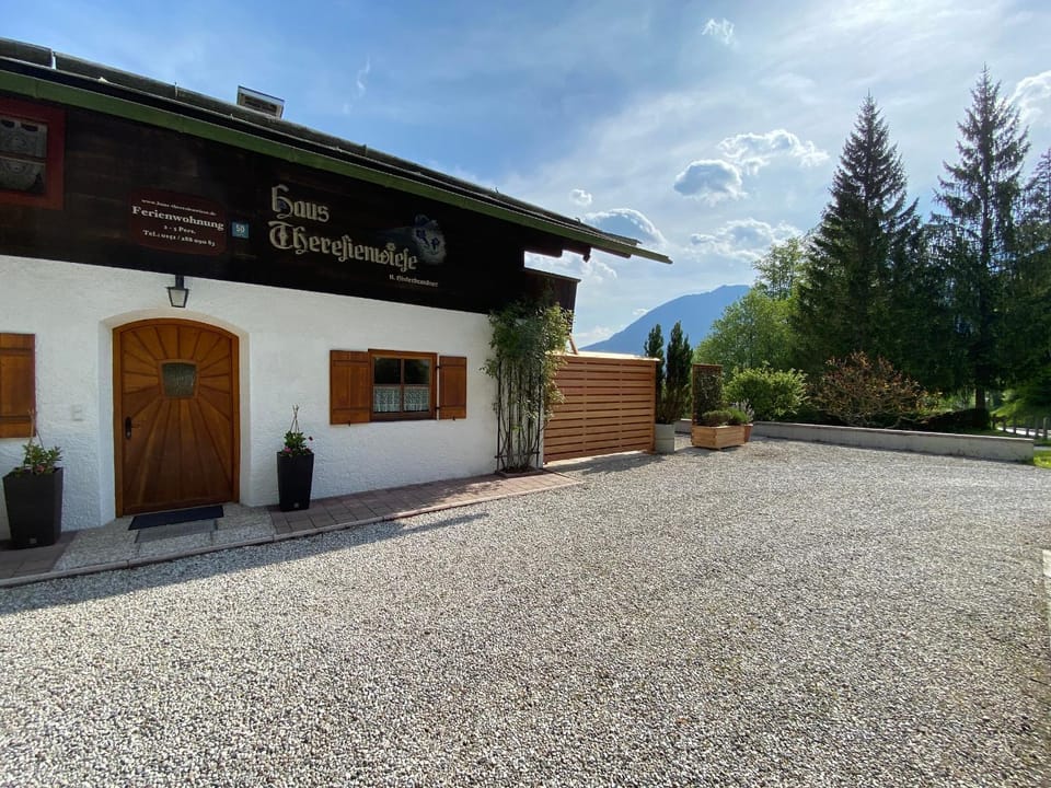Haus Theresienwiese Apartment in Schönau am Königssee