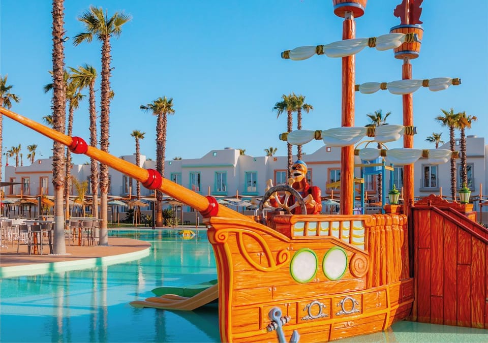 Children play ground, Kids's club, Swimming pool