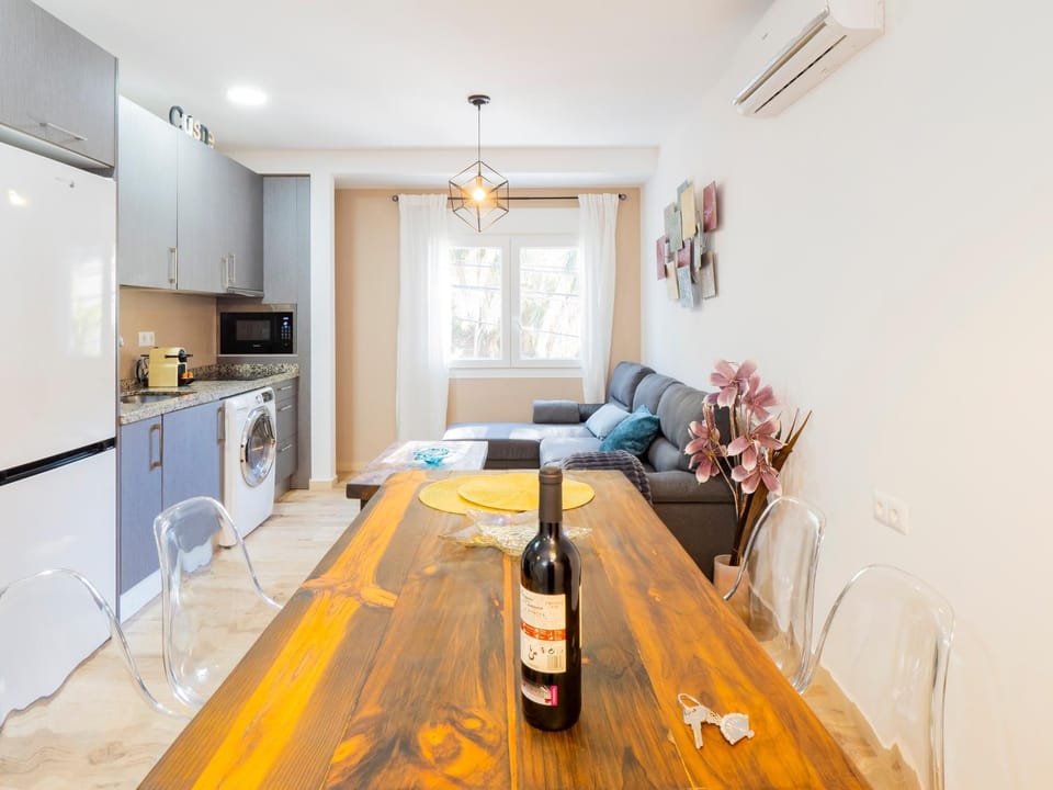 Living room, Dinner