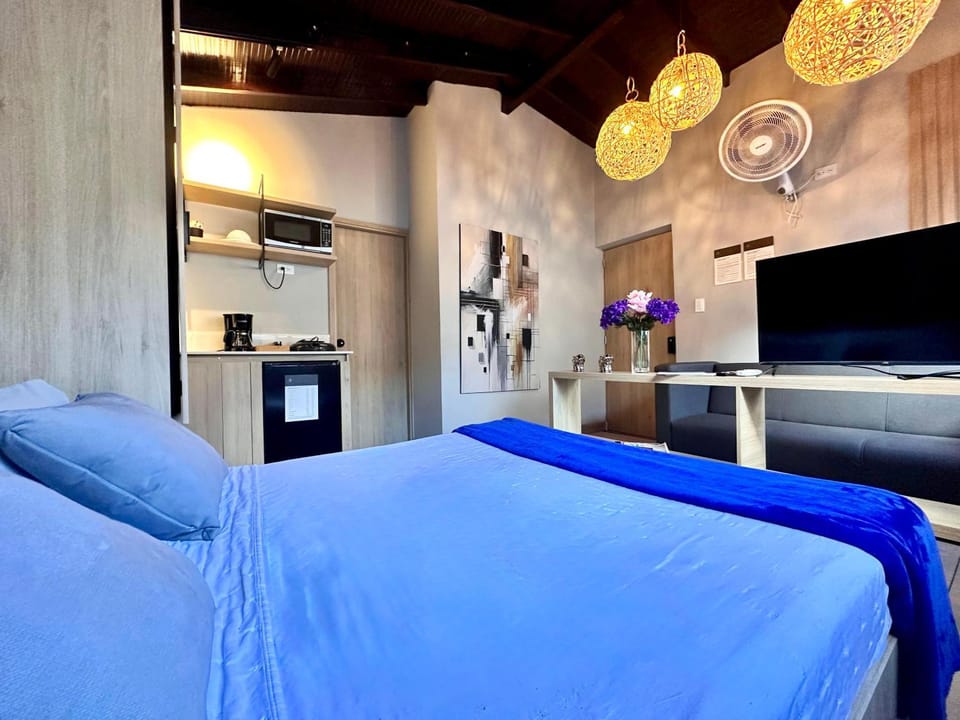 Moderno Apartamento Medellin con Jacuzzi y Aire Acondicionado Apartment in Medellin