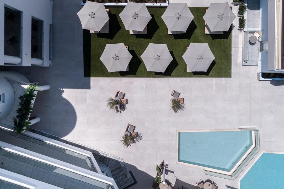 Garden, Swimming pool