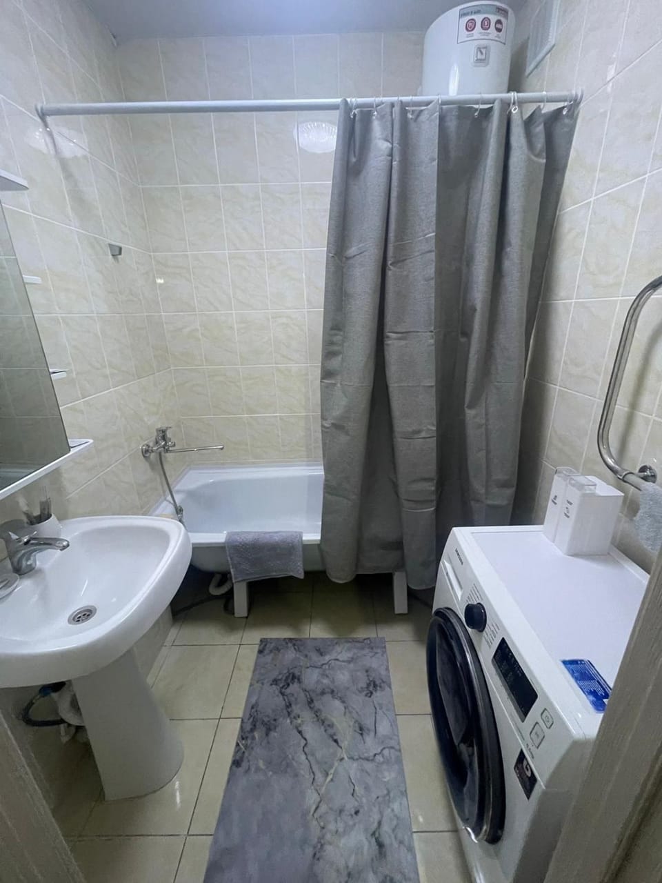 Однокомнатная квартира возле ТЦ Костанай Плаза Apartment in Kazakhstan
