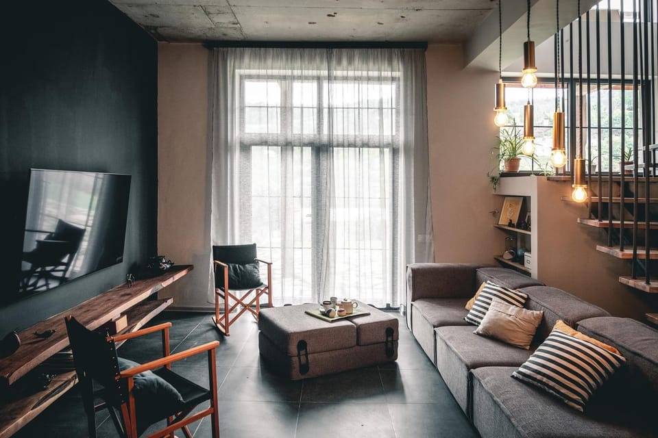 Communal lounge/ TV room, Communal lounge/ TV room, TV and multimedia, Living room, Seating area, Evening entertainment